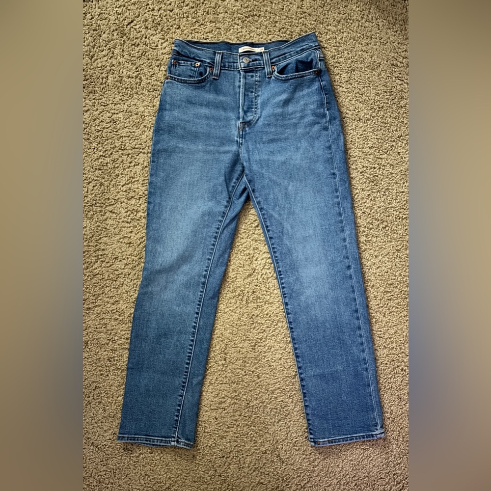 Levi's Women's Wedgie Straight Leg Jeans